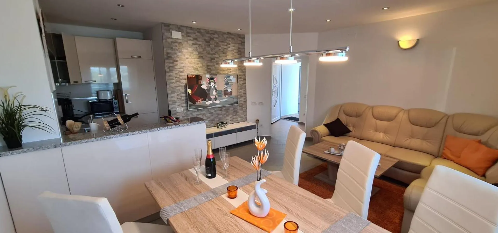 Villa Kasandra Kaštel 0*,